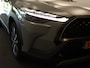 Toyota Corolla Cross Hybrid 140 Style - ORIGINEEL NEDERLANDSE AUTO - AFKOMSTIG VAN 1E EIGENAAR - NAVIGATIE - ELEKTRISCHE ACHTERKLEP - LENDENSTEUN BESTUURDERSSTOEL - VOORSTOELEN VERWARMD - DODEHOEK DETECTIE - KEYLESS ENTRY/ START - 18 INCH LICHT METALEN VELGEN