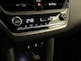 Toyota Corolla Cross Hybrid 140 Style - ORIGINEEL NEDERLANDSE AUTO - AFKOMSTIG VAN 1E EIGENAAR - NAVIGATIE - ELEKTRISCHE ACHTERKLEP - LENDENSTEUN BESTUURDERSSTOEL - VOORSTOELEN VERWARMD - DODEHOEK DETECTIE - KEYLESS ENTRY/ START - 18 INCH LICHT METALEN VELGEN