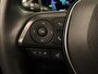 Toyota Corolla Cross Hybrid 140 Style - ORIGINEEL NEDERLANDSE AUTO - AFKOMSTIG VAN 1E EIGENAAR - NAVIGATIE - ELEKTRISCHE ACHTERKLEP - LENDENSTEUN BESTUURDERSSTOEL - VOORSTOELEN VERWARMD - DODEHOEK DETECTIE - KEYLESS ENTRY/ START - 18 INCH LICHT METALEN VELGEN