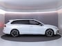 Volkswagen Golf variant 1.5 eTSI R-Line Edition | Black style pakket | Panoramisch schuif-kanteldak | Assistance pakket plus