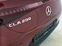 Mercedes-Benz CLA 200 Business Solution AMG | Premium Plus pakket | Winterpakket | Nightpakket | Parkeerpakket | Sportstoelen | 19" vijf dubbelspaaks AMG-velgen | Sierelementen in aluminium | URBAN GUARD | Vast panoramadak | MBUX virtuele assistent |