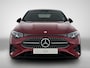 Mercedes-Benz CLA 200 Business Solution AMG | Premium Plus pakket | Winterpakket | Nightpakket | Parkeerpakket | Sportstoelen | 19" vijf dubbelspaaks AMG-velgen | Sierelementen in aluminium | URBAN GUARD | Vast panoramadak | MBUX virtuele assistent |