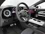 Mercedes-Benz CLA 200 Business Solution AMG | Premium Plus pakket | Winterpakket | Nightpakket | Parkeerpakket | Sportstoelen | 19" vijf dubbelspaaks AMG-velgen | Sierelementen in aluminium | URBAN GUARD | Vast panoramadak | MBUX virtuele assistent |