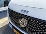 Peugeot e-308 SW GT EV 54 kWh | Nieuwe Auto | Tot 8 jaar Garantie | Tot 420 Km WLTP | Alcantara Executive Pack | 360 Graden Camera | Navigatie | Stoelverwarming & Massage | Warmtepomp | Draadloze Telefoonlader | Keyless Entry | Elektrische Kofferklep | 18" Lichtmetalen Velgen | Climate Control | Adaptieve Cruise Control met Drive Assist | Full LED Verlichting |