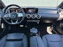 Mercedes-Benz A-klasse 250 e AMG Line PHEV Automaat | Stoelverwarming | Climate control | Navigatie | Sportstoelen | Camera | PDC V+A |