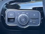 Mercedes-Benz A-klasse 250 e AMG Line PHEV Automaat | Stoelverwarming | Climate control | Navigatie | Sportstoelen | Camera | PDC V+A |