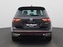Volkswagen Tiguan 1.4 TSI eHybrid R-Line Business+ 245 PK| Trekhaak | Dealeronderhouden | Navigatie | LED Matrix | Achteruitrijcamera | Achterklep Elektrisch | Stoelverwarming | Stuurwielverwarming | Climatronic