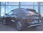 Volkswagen T-Roc Life First Edition | 'App-Connect' draadloze smartphone integratie | Automatische afstandsregeling (Adaptive Cruise Control) | Buitenspiegels elektrisch instel-, verwarm- en inklapbaar
