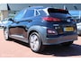 Hyundai Kona Electric EV Fashion 64 kWh, SOH 100%, 3-fasen, Stoelverwarming, Navi, App connect, Donker glas, Cruise, Led verlichting, Clima, Pdc + Camera