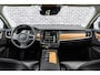 Volvo V90 2.0 T4 Inscription | Trekhaak | Achteruitrijcamera | Parkeersensoren | Elektrische Achterklep | Navigatie | Verwarmde Voorruit | Lederen Bekleding | Stoelverwarming | Cruise Control Adaptief