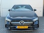 Mercedes-Benz A-klasse 250 e Business Solution AMG Limited PHEV | Climate control | Navigatie | 18" LM velgen | Sportstoelen met verwarming | Camera
