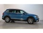 Volkswagen Tiguan 1.4 TSI 150pk DSG ACT Connected Series Panoramadak Alcantara Stoelverwarming Camera DAB+