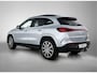 Mercedes-Benz EQA 250+ Business Solution AMG 71 kWh | Premium pakket | Nightpakket | Trekhaak | Smartphone integratie | Panoramaschuifdak | 360° camera | Sierdelen in Star Pattern |