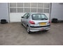 Peugeot 206 1.4.I* TREKHAAK * APK * GOEDE VAKANTIE AUTO *