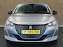Peugeot e-208 EV Allure Pack 50 kWh - SOH 92,13% !!!- ORIGINEEL NEDERLANDSE AUTO - AFKOMSTIG VAN 1E EIGENAAR - 3 FASE - NAVIGATIE - CLIMATE CONTROL - CAMERA - MIDDENARMSTEUN - PARKEERSENSOREN ACHTER - 4 X ELEKTRISCHE RAMEN - APPLE CARPLAY/ ANDROID AUTO - CRUISE CONTROL