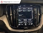 Volvo XC60 2.0 T8 Twin Engine AWD Momentum Pro/inscription/pano/trekhaak/leder/apple