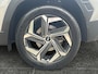 Hyundai Tucson Premium 1.6 T-GDI PHEV 265pk 4WD | LEDER | MEMORY FUNCTIE | BLIND SPOT 360° CAMERA | 1STE EIGENAAR! | NAVI | CLIMA | FULL-OPTIONS |
