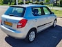 Skoda Fabia 1.2-12V Ambiente | Onderhouden auto | Carplay | Airco