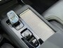 Volvo XC90 T8 Plug-in hybrid AWD Ultra Dark | Luchtvering | Bowers & Wilkins | Trekhaak | 360 Camera | BLIS | Panoramadak |