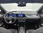 Mercedes-Benz EQA 250+ Business Solution AMG 71 kWh | Premium pakket | Nightpakket | Trekhaak | Panoramaschuifdak | Smartphone integratie | 360° camera | Sierdelen in Star Pattern | Burmester Surround Sound |