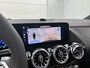 Mercedes-Benz EQA 250+ Business Solution AMG 71 kWh | Premium pakket | Nightpakket | Trekhaak | Panoramaschuifdak | Smartphone integratie | 360° camera | Sierdelen in Star Pattern | Burmester Surround Sound |