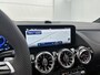 Mercedes-Benz EQA 250+ Business Solution AMG 71 kWh | Premium pakket | Nightpakket | Trekhaak | Panoramaschuifdak | Smartphone integratie | 360° camera | Sierdelen in Star Pattern | Burmester Surround Sound |