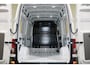 Volkswagen Crafter 2.0 TDI 177pk L3 H3 Automaat Airco Navigatie Apple Carplay Camera