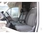 Volkswagen Crafter 2.0 TDI 177pk L3 H3 Automaat Airco Navigatie Apple Carplay Camera