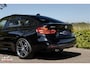 BMW 3-Serie Gran Turismo 328i|M-Pakket|Pano.|HUD|Elek. trekhaak|Stuur verw.