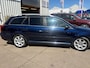 Toyota Avensis Wagon 2.4 VVTi Executive Automaat, clima, navi, trekhaak