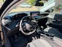 Peugeot 208 Peugeot 208 1.2 PureTech 100 Allure Navi / Camera V&A / Dodehoek / P-sensoren / APP connect