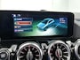 Mercedes-Benz EQA 250+ Business Solution Luxury 71 kWh | Warmtewerend, donkergetint glas | Trekhaak | Sierdelen in Star Pattern | Panoramaschuifdak | Smartphone integratie | Sfeerverlichting | Stoelverwarming |