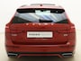 Volvo V60 B3 R-Design | Schuif/Kantel dak | Memory seats | Trekhaak | Stoel/stuur verwarming | Harmon Kardon audio |