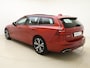 Volvo V60 B3 R-Design | Schuif/Kantel dak | Memory seats | Trekhaak | Stoel/stuur verwarming | Harmon Kardon audio |