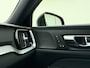 Volvo V60 B3 R-Design | Schuif/Kantel dak | Memory seats | Trekhaak | Stoel/stuur verwarming | Harmon Kardon audio |