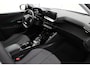 Peugeot e-2008 EV Allure Pack 50 kWh | Stoelverwarming | Navigatie | climate & cruise control | apple carplay/android auto | keyless start