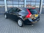 Volvo V60 2.0 T4 180pk Powershift Kinetic