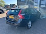 Volvo V60 2.0 T4 180pk Powershift Kinetic