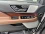 Lincoln Navigator Black Label op Grijs kenteken.