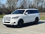 Lincoln Navigator Black Label op Grijs kenteken.