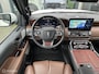 Lincoln Navigator Black Label op Grijs kenteken.