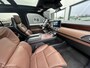 Lincoln Navigator Black Label op Grijs kenteken.