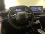 Peugeot e-2008 EV GT Avantage 54 kWh | CAMERA | 3D-COCKPIT | DODEHOEK DETECTIE | CLIMATE CONTROL |