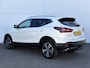 Nissan Qashqai 1.3 DIG-T N-Connecta / Trekhaak (  1500 kg ) / Voorstoelen verwarmd / Cruise control /