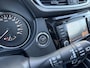 Nissan Qashqai 1.3 DIG-T N-Connecta / Trekhaak (  1500 kg ) / Voorstoelen verwarmd / Cruise control /