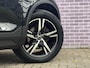 Volvo XC40 1.5 T2 R-Design | Stoel/stuur verwarming | Apple carplay/android auto | Adaptieve cruise | Volvo on call | Keyless entry/start | Pilot assist |