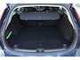 Volvo V60 B3 Essential Edition | Apple carplay/Android auto | Keyless start | Draadloze telefoonlader | Cruise control | 17 inch lichtmetalen velgen |