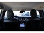 Volvo V60 B3 Essential Edition | Apple carplay/Android auto | Keyless start | Draadloze telefoonlader | Cruise control | 17 inch lichtmetalen velgen |