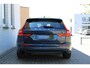 Volvo V60 B3 Essential Edition | Apple carplay/Android auto | Keyless start | Draadloze telefoonlader | Cruise control | 17 inch lichtmetalen velgen |