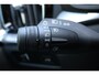 Volvo V60 B3 Essential Edition | Apple carplay/Android auto | Keyless start | Draadloze telefoonlader | Cruise control | 17 inch lichtmetalen velgen |